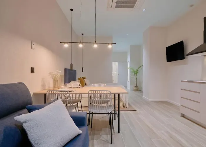 Romantic Apartment N6 Oceanografico Virkin Suites